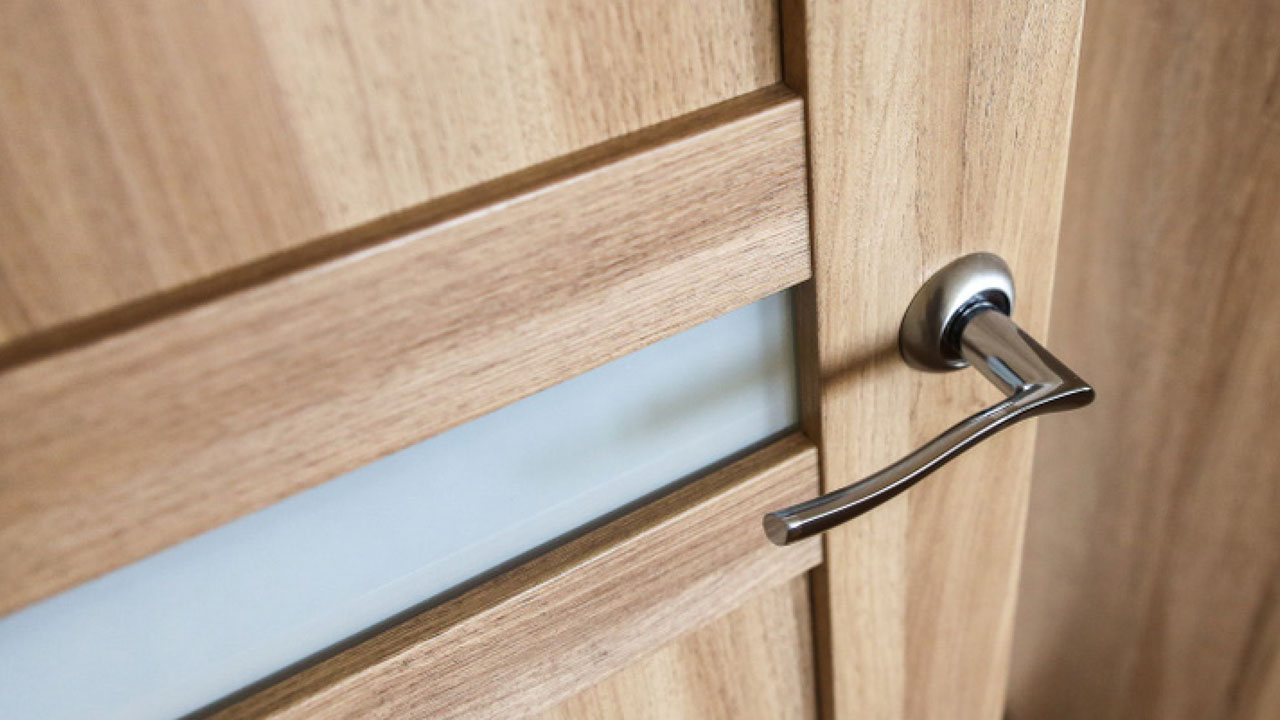 Ricalmadera, accesorios para puertas y ventanas