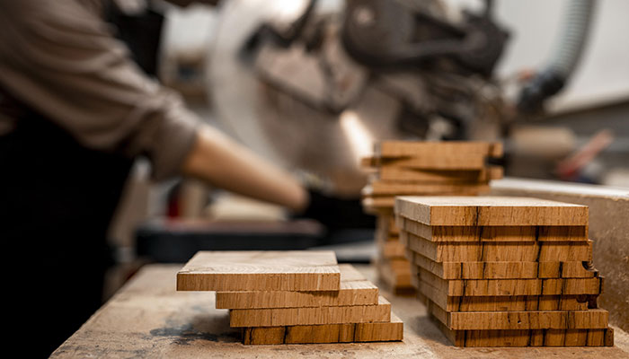 MADERA MACIZA VS MADERA LAMINADA: DIFERENCIAS Y USOS